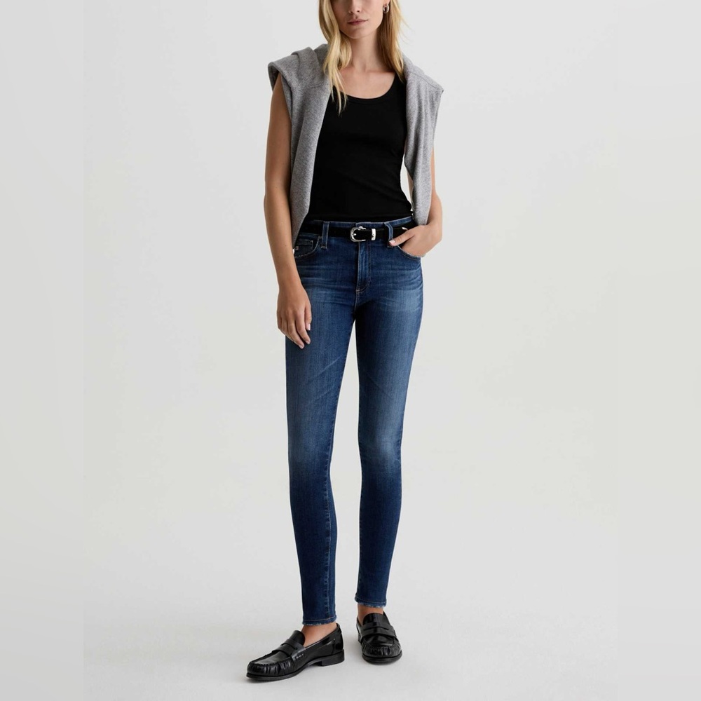 AG Farrah Skinny Jean Size 27